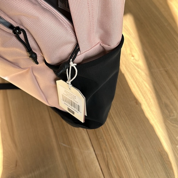 Backpack (Inbound Pack) in Misty Rose - Picture 6 of 8